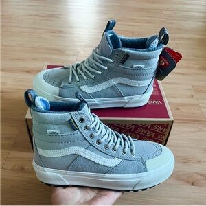 Vans MTE Sk8-Hi Waterproof Gray
Women 9.0 US